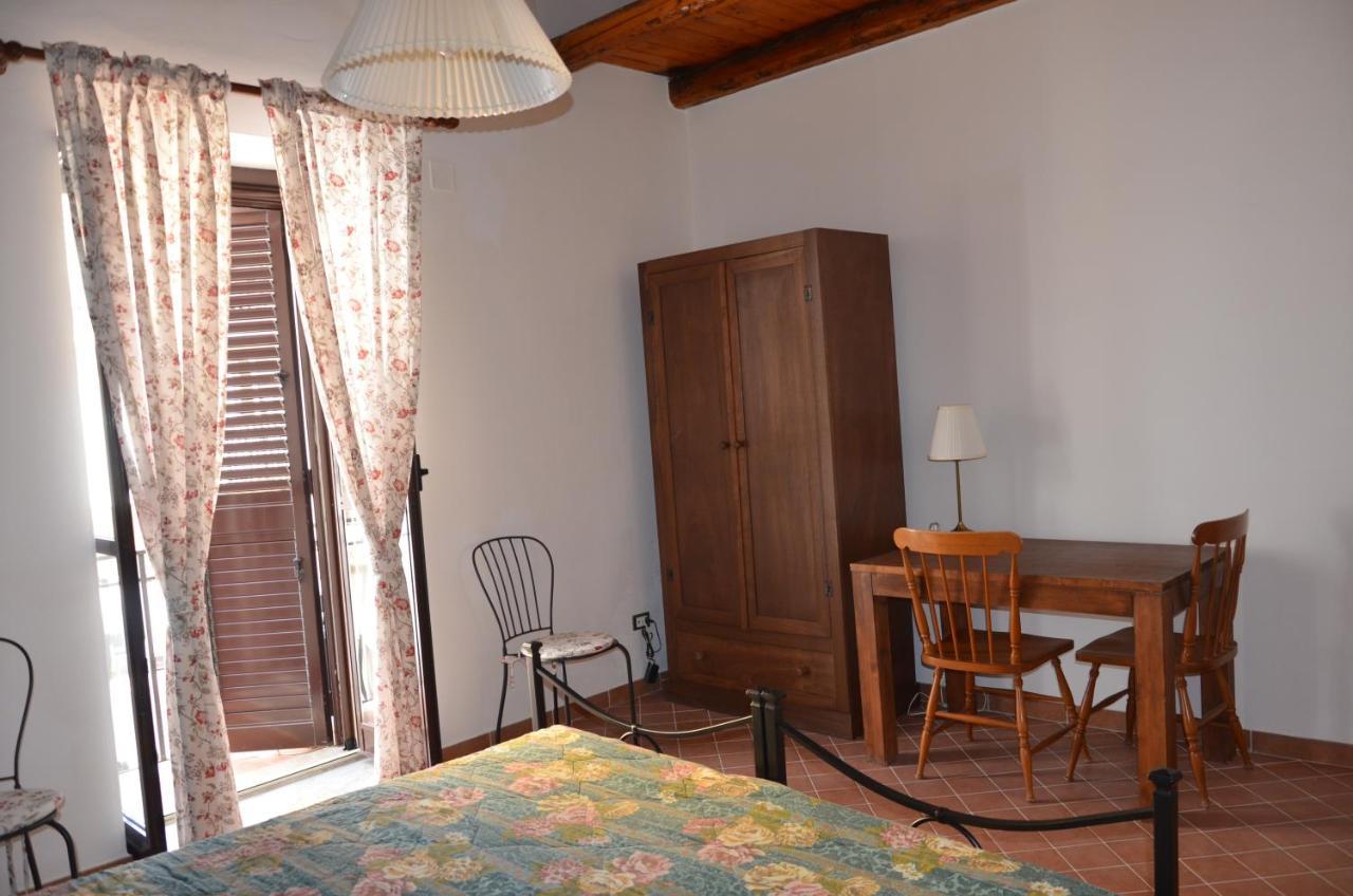 Il Cortiletto Apartment Сиракуза Екстериор снимка